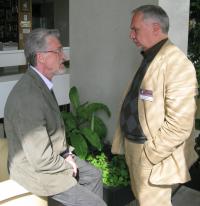 2009 г. В. А. Аверин и И. В. Добряков на III Саммие профессионалов.jpg